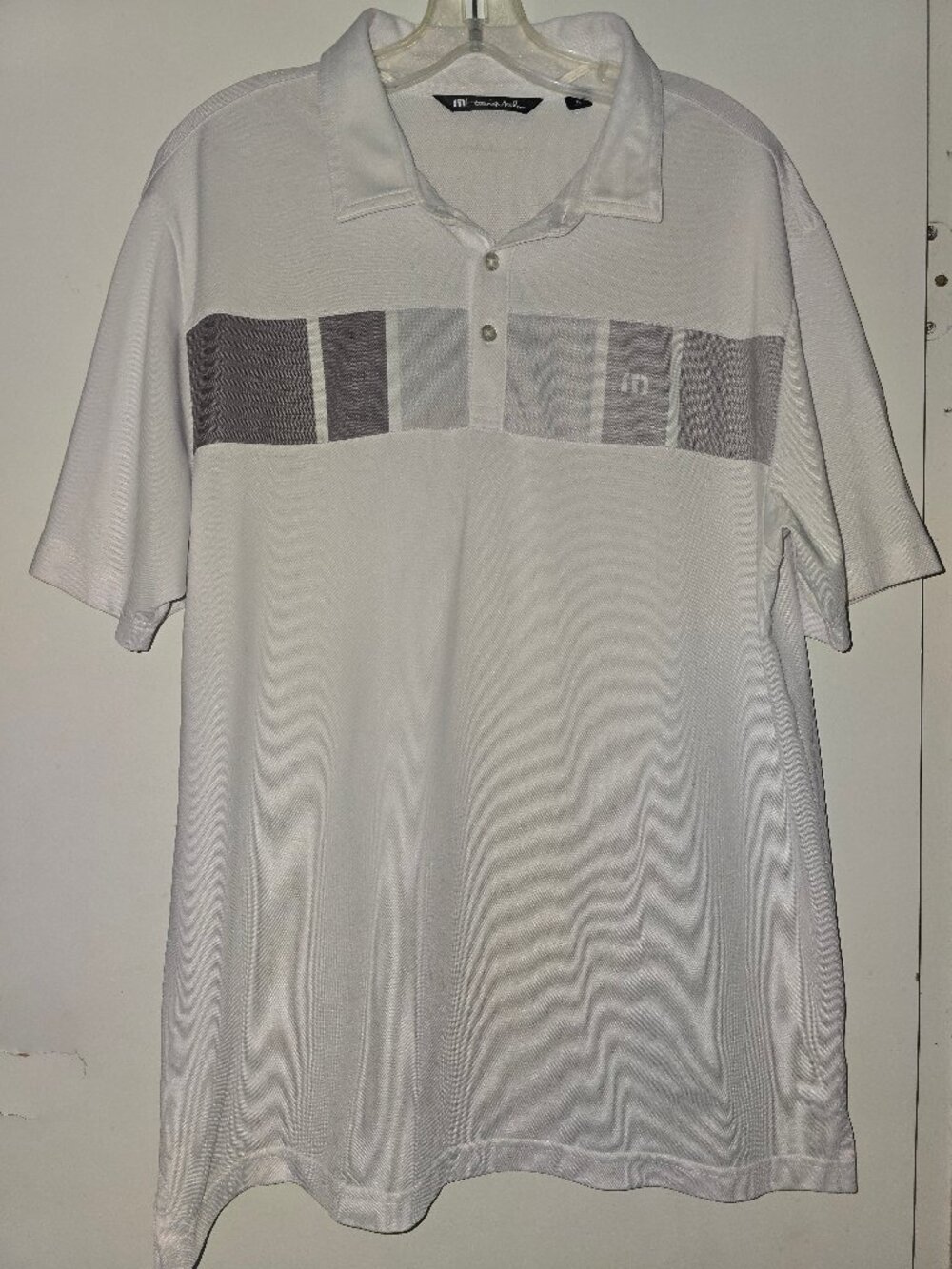 TravisMathew Men's XL Golf Polo White Gray Chest Stripe Performance Short Sleeve